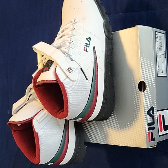 COPY - Men's Fila - Picture 3 of 7